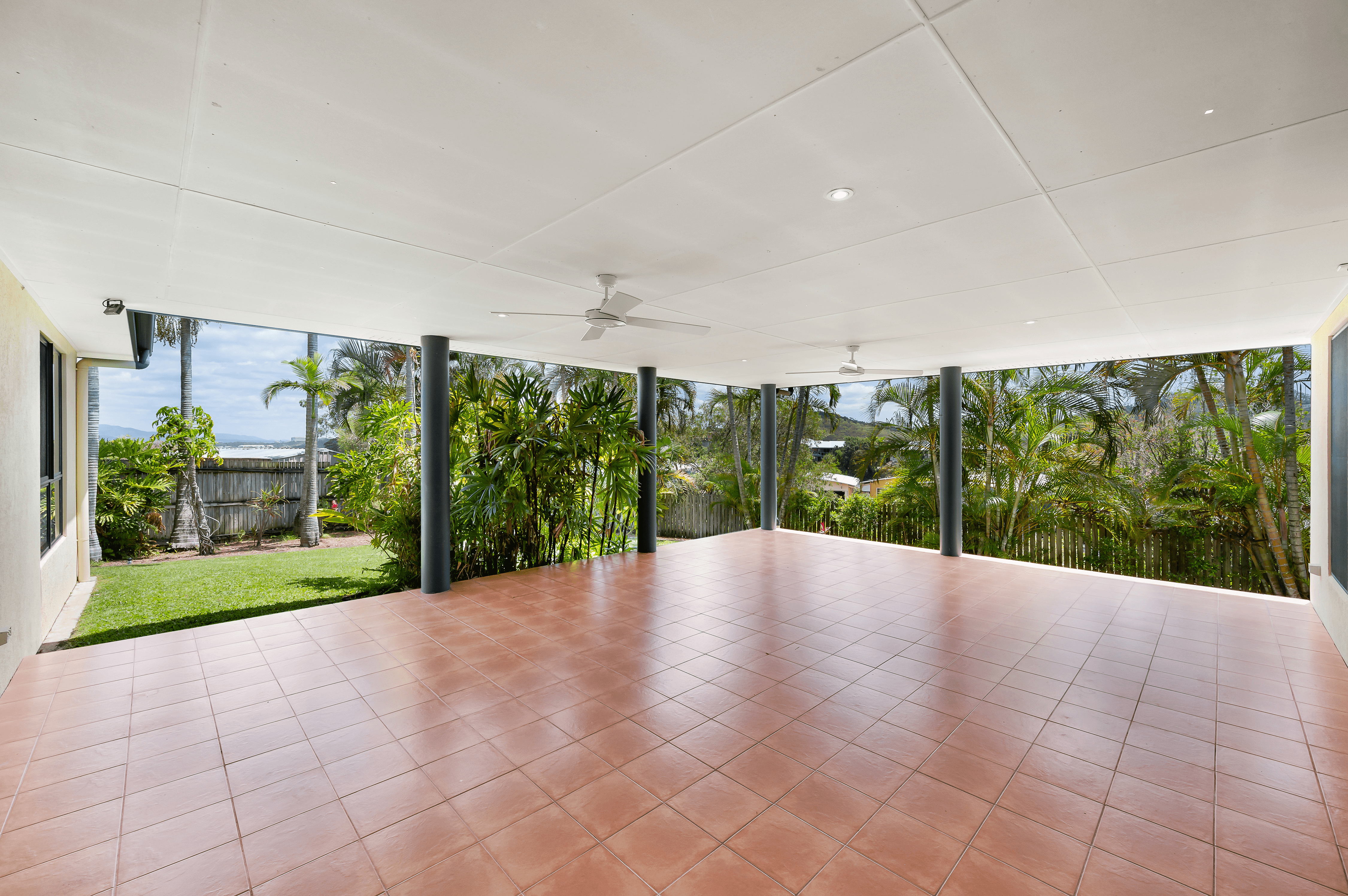 25 Kensington Place, KIN KORA, QLD 4680