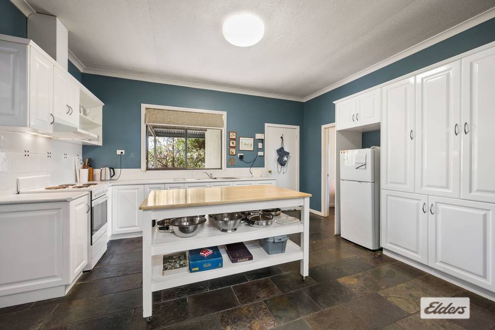 17 Myrtleford-Yackandandah Road, Yackandandah, VIC 3749