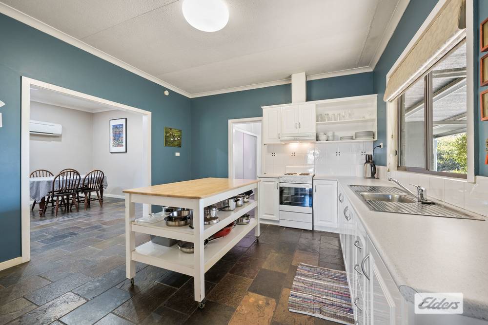 17 Myrtleford-Yackandandah Road, Yackandandah, VIC 3749