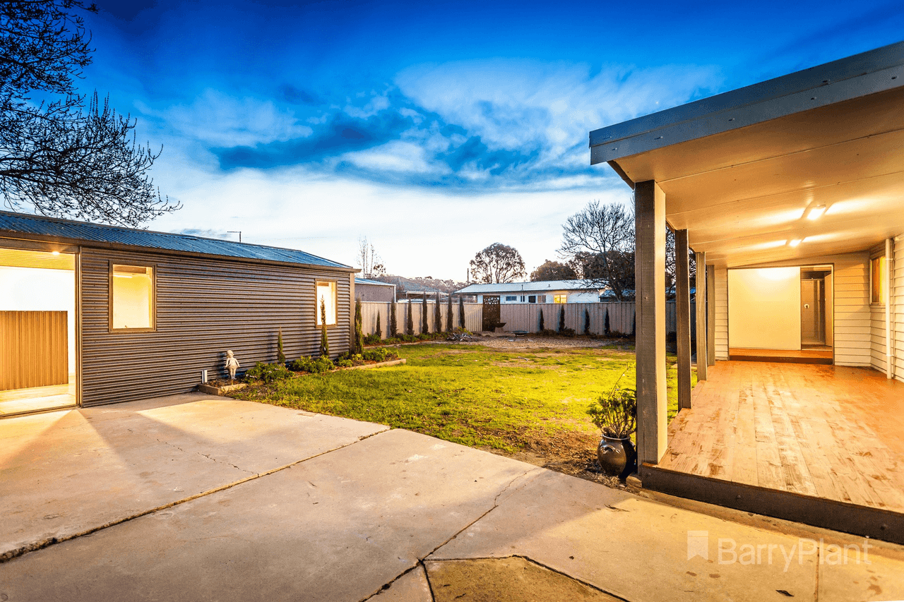 51 Olympic Parade, Kangaroo Flat, VIC 3555