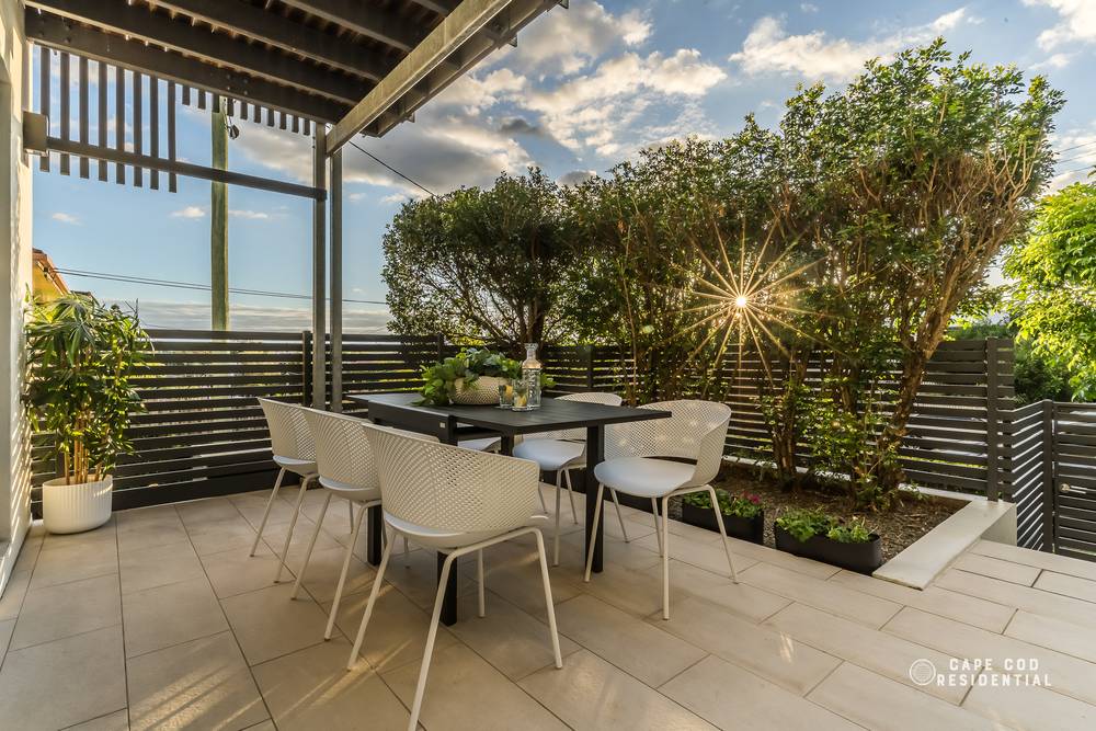 2/77 Douglas Street, GREENSLOPES, QLD 4120