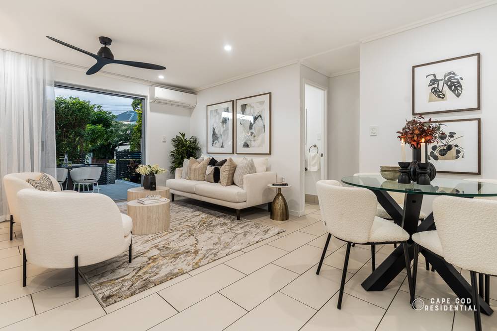 2/77 Douglas Street, GREENSLOPES, QLD 4120