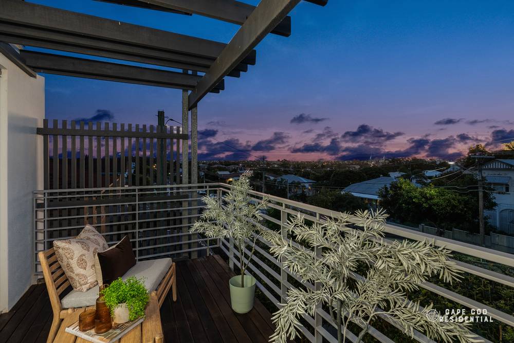 2/77 Douglas Street, GREENSLOPES, QLD 4120