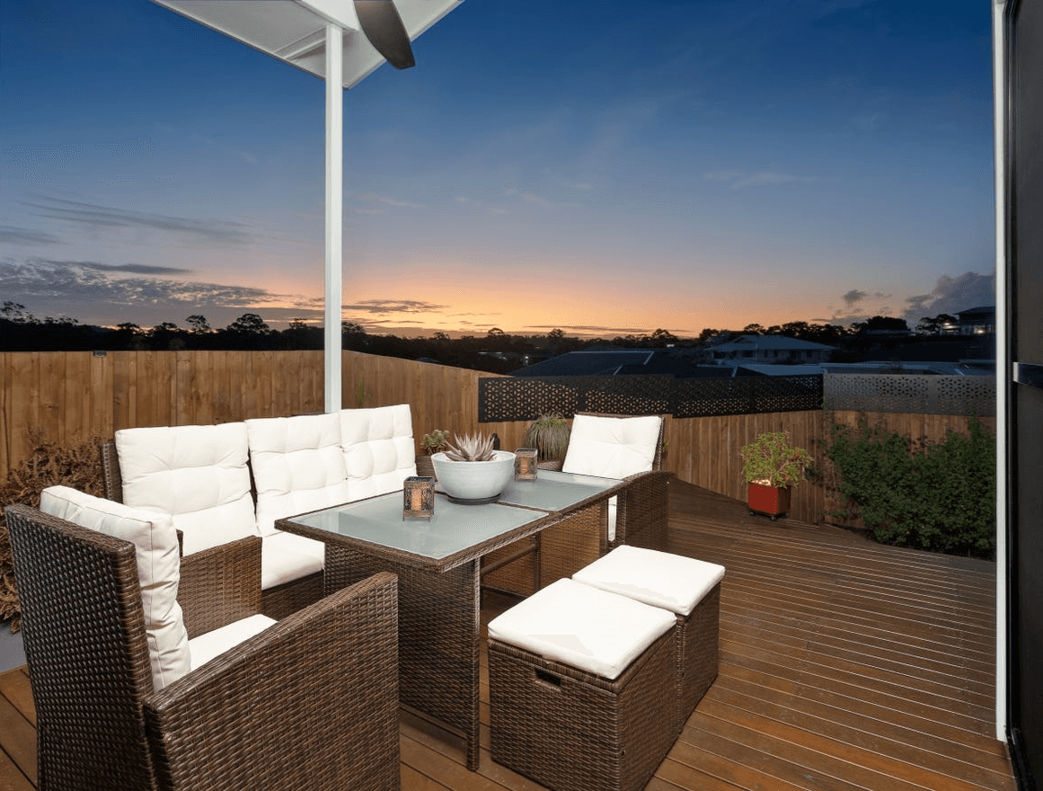 2 Therese Circuit, AUGUSTINE HEIGHTS, QLD 4300