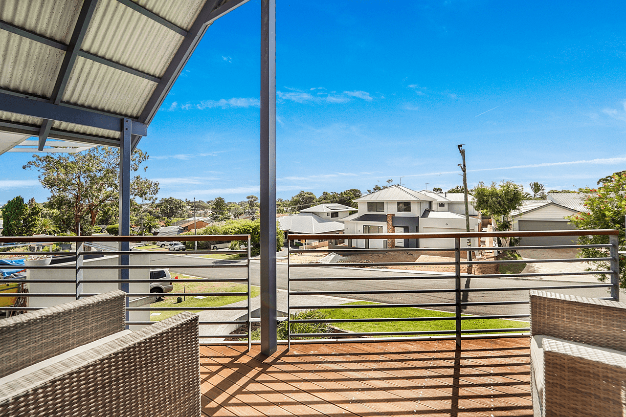 28A Oleander Way, KALLAROO, WA 6025