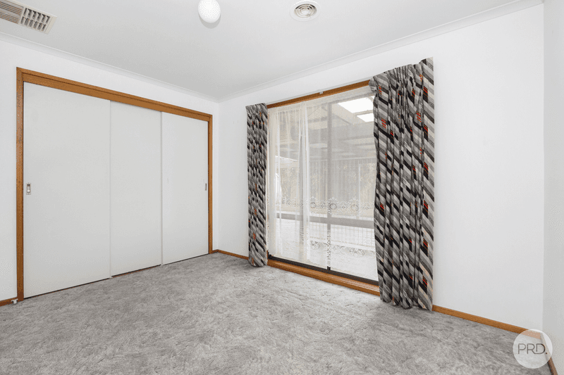 1 Lynbrae Court, SEBASTOPOL, VIC 3356