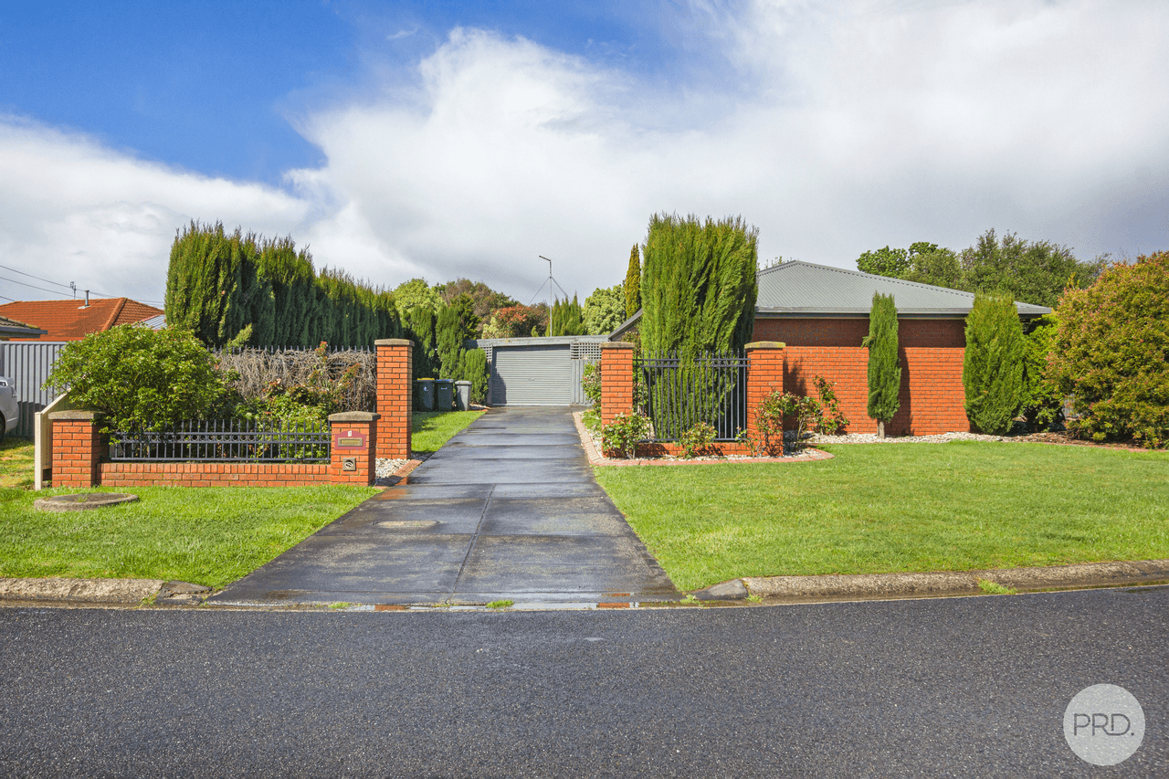 1 Lynbrae Court, SEBASTOPOL, VIC 3356