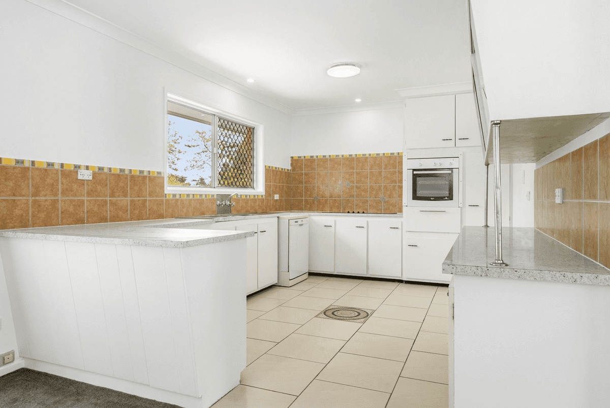 67 Cinderella Drive, Springwood, QLD 4127