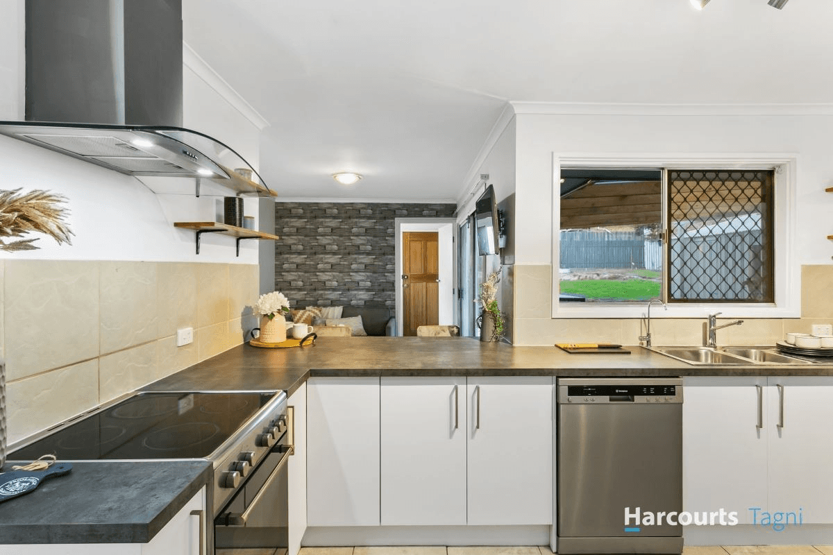 22  Windebanks Road, Happy Valley, SA 5159