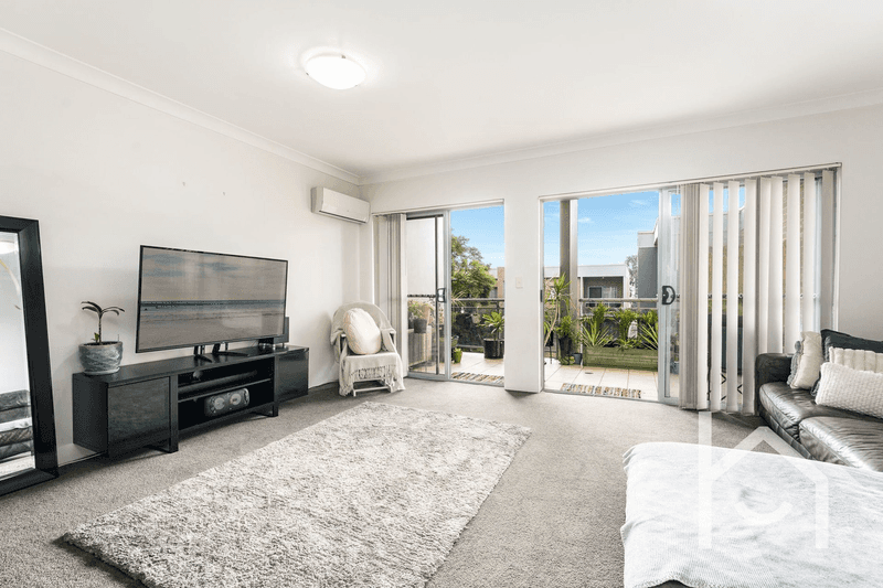 32/7-9 King Street, Campbelltown, NSW 2560