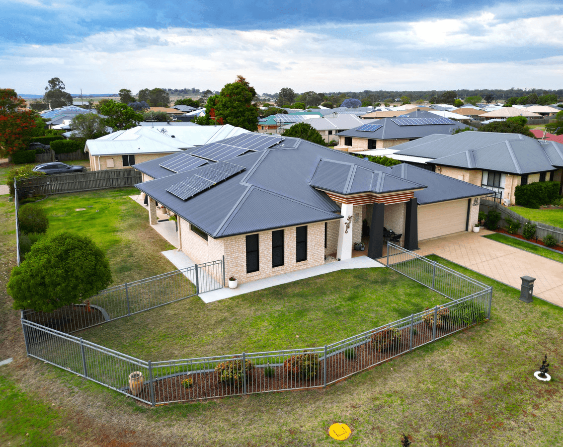 1 Debbie Court, Oakey, QLD 4401