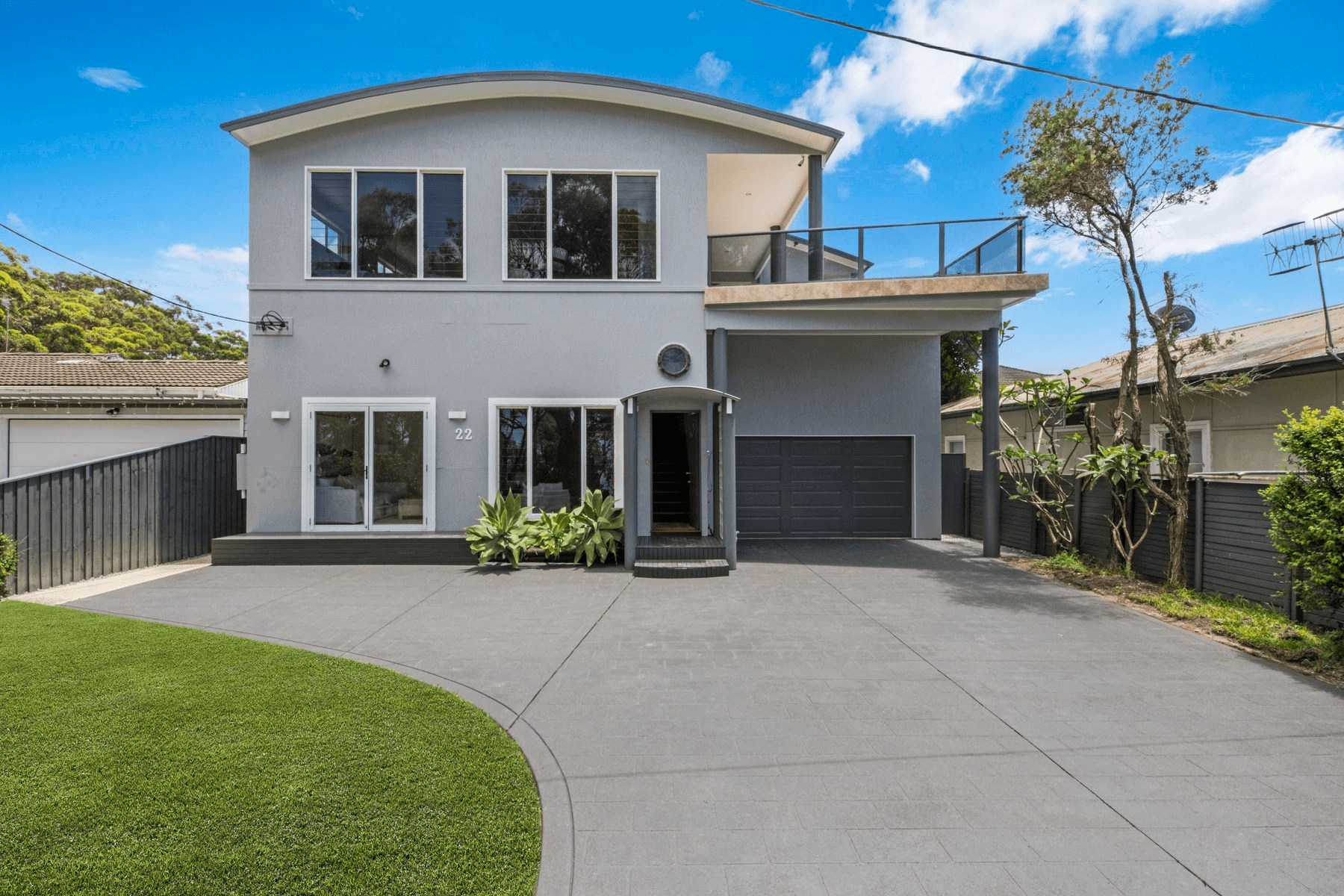 22 Reserve Drive, Bateau Bay, NSW 2261