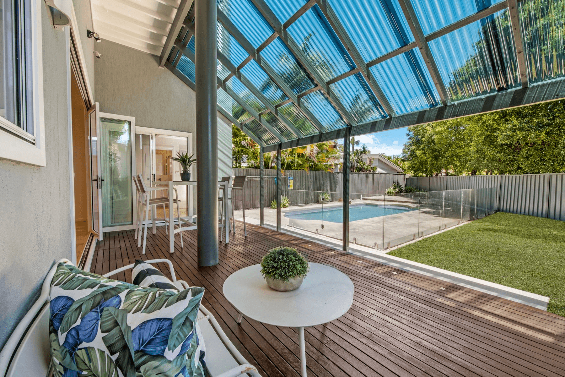 22 Reserve Drive, Bateau Bay, NSW 2261