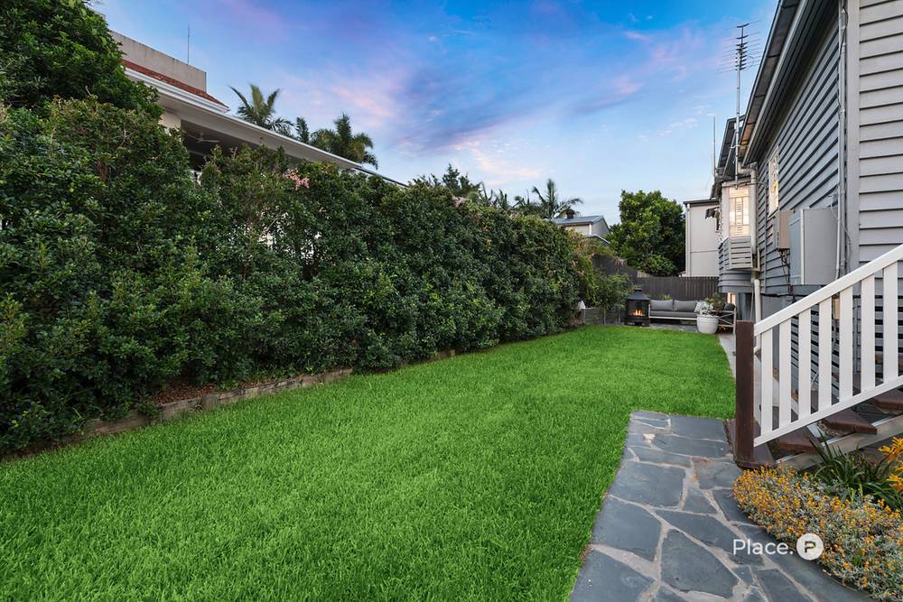 6 Carranya Street, Camp Hill, QLD 4152