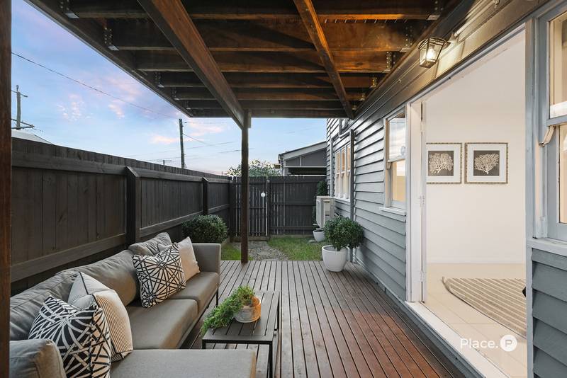 6 Carranya Street, Camp Hill, QLD 4152