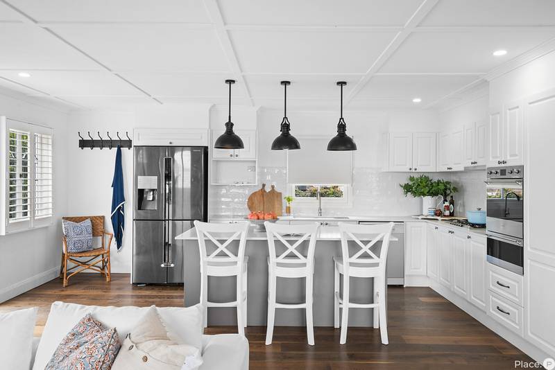 6 Carranya Street, Camp Hill, QLD 4152