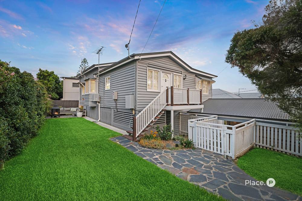 6 Carranya Street, Camp Hill, QLD 4152