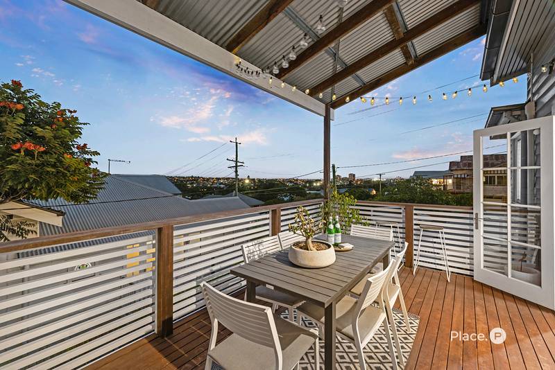 6 Carranya Street, Camp Hill, QLD 4152