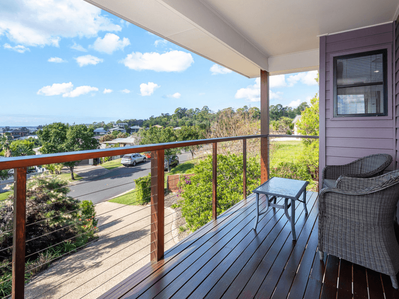 3 Elkins Street, Pacific Pines, QLD 4211