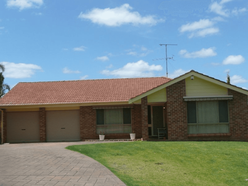 4 Galena place, EAGLE VALE, NSW 2558