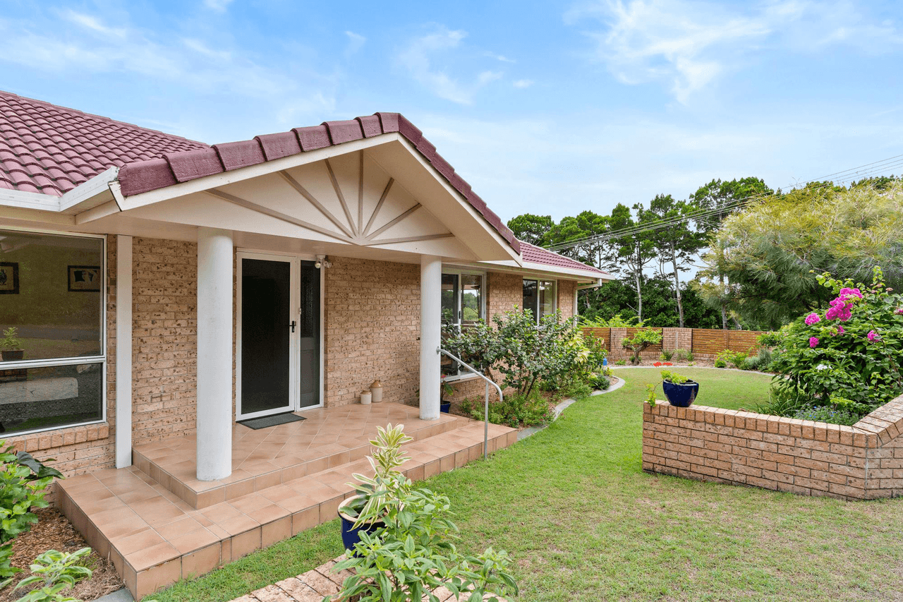 10 Manly Street (Cnr Central Avenue), EAST BALLINA, NSW 2478