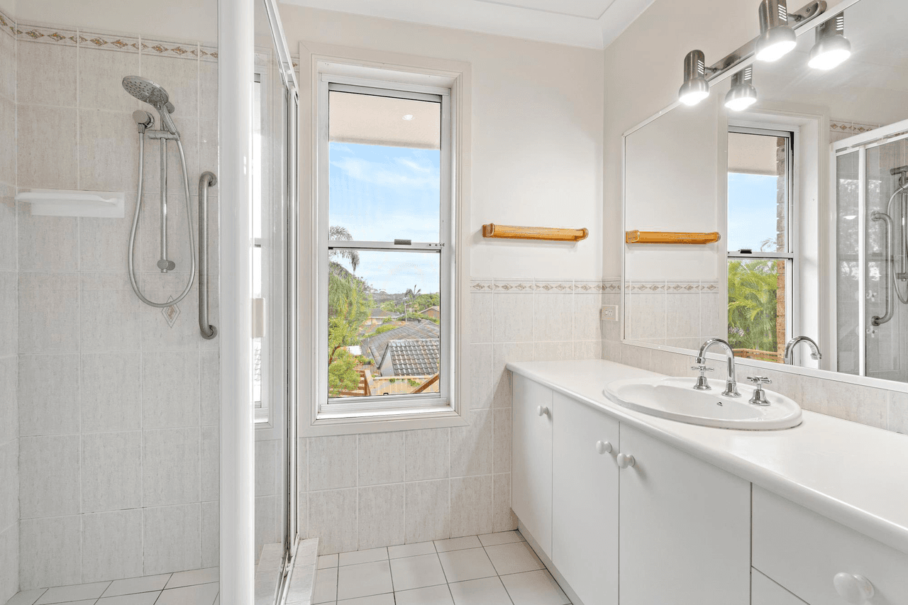 10 Manly Street (Cnr Central Avenue), EAST BALLINA, NSW 2478