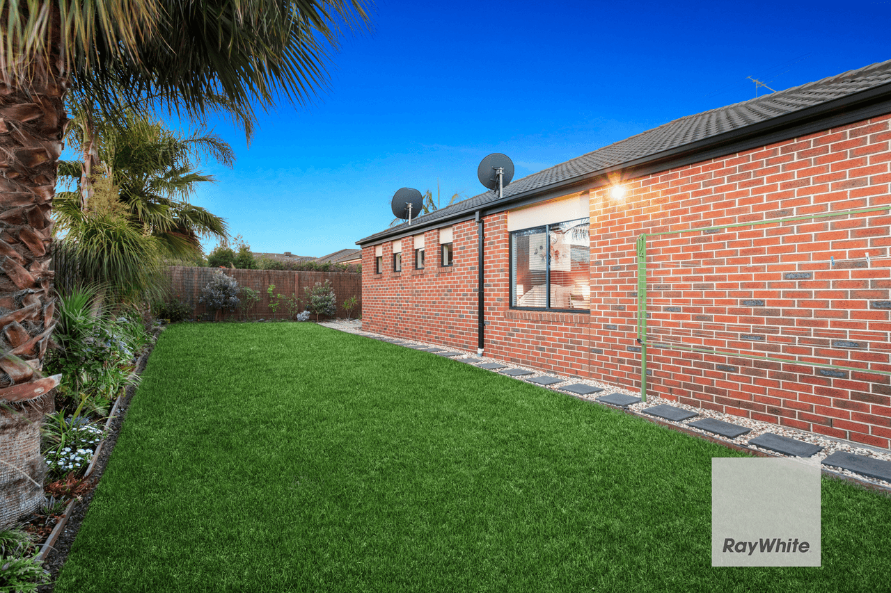 18 George Street, TAYLORS HILL, VIC 3037