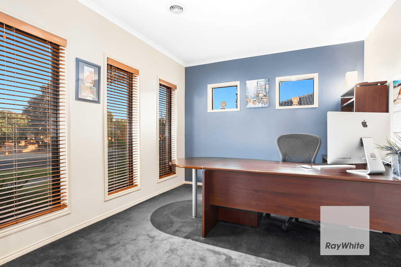 18 George Street, TAYLORS HILL, VIC 3037