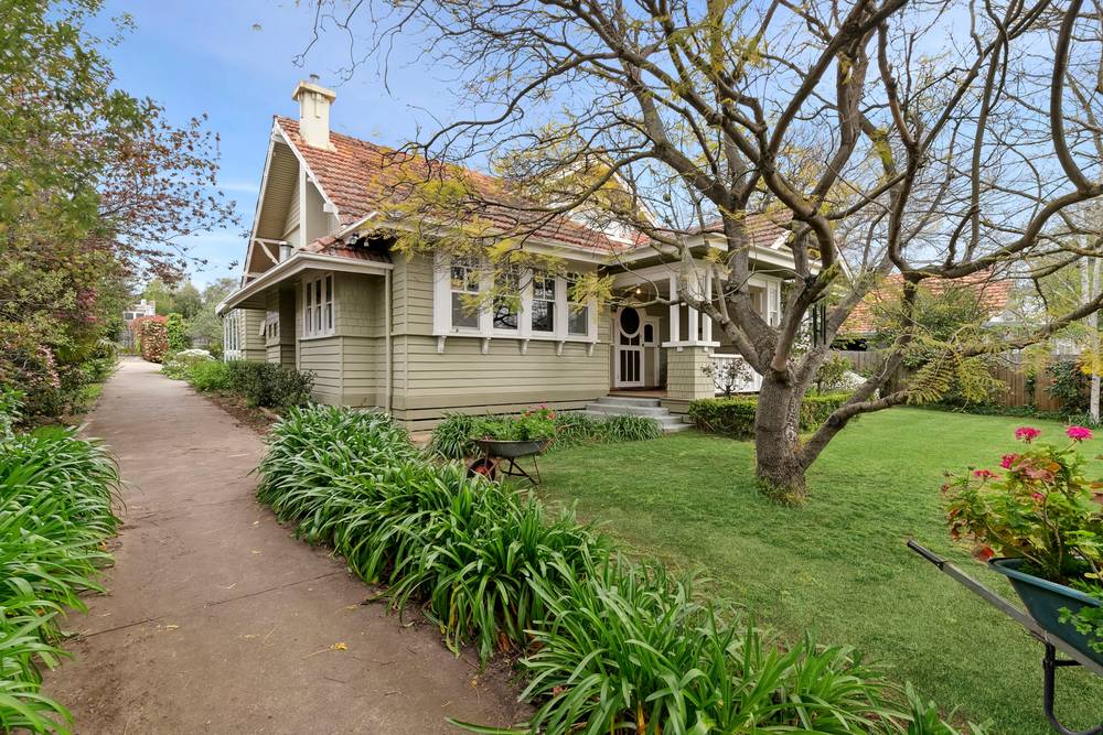 99 Aberdeen Street, Newtown, VIC 3220