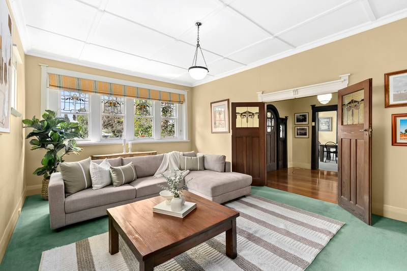 99 Aberdeen Street, Newtown, VIC 3220