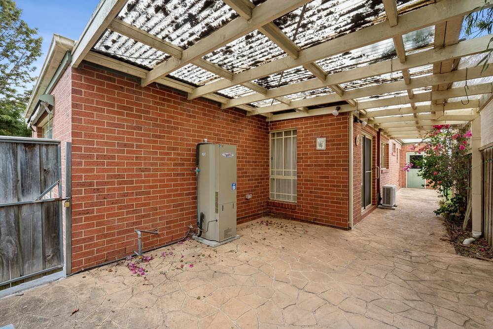 1/16 Vines Road, Hamlyn Heights, VIC 3215