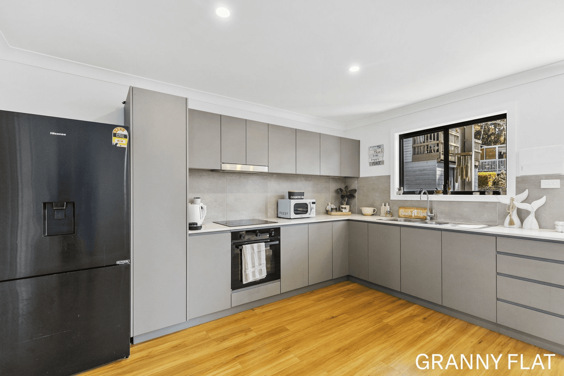 11 Donegal Road, Berkeley Vale, NSW 2261