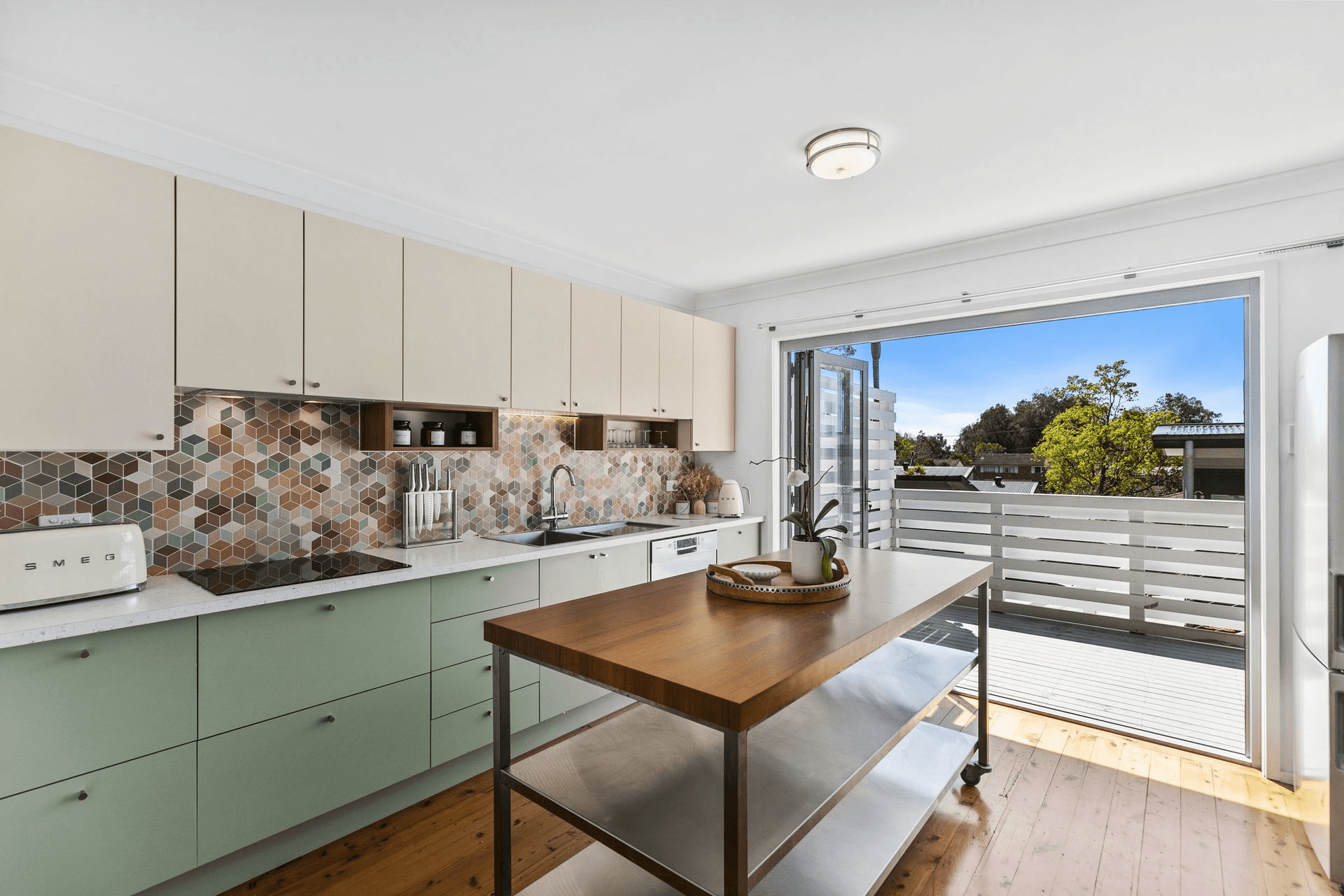 11 Donegal Road, Berkeley Vale, NSW 2261