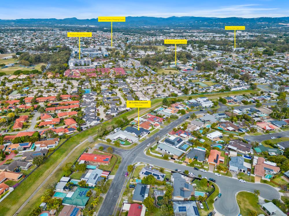 26 Collins Crescent, BENOWA, QLD 4217