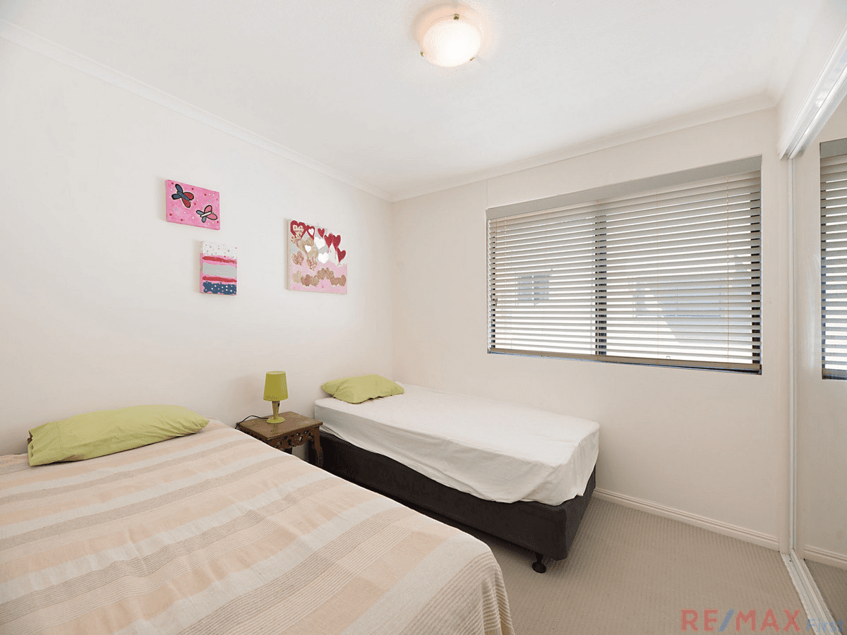 1/24 Maloja Avenue, Caloundra, QLD 4551