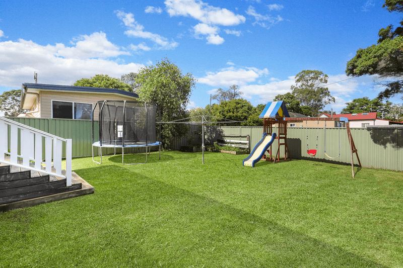 4 Bromfield Avenue, Toongabbie, NSW 2146