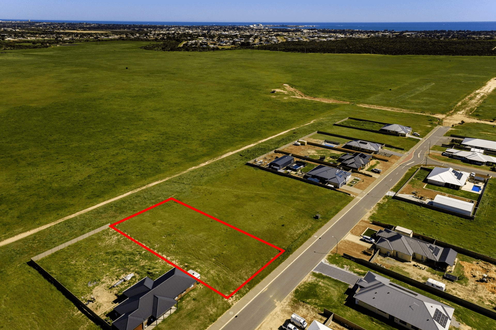 25 Wisteria Parade, Moresby, WA 6530