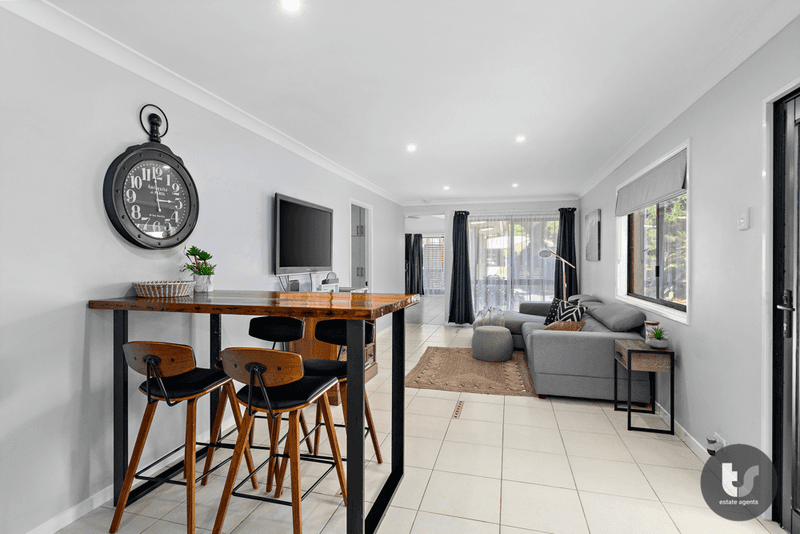 227 Main Street, Redland Bay, QLD 4165