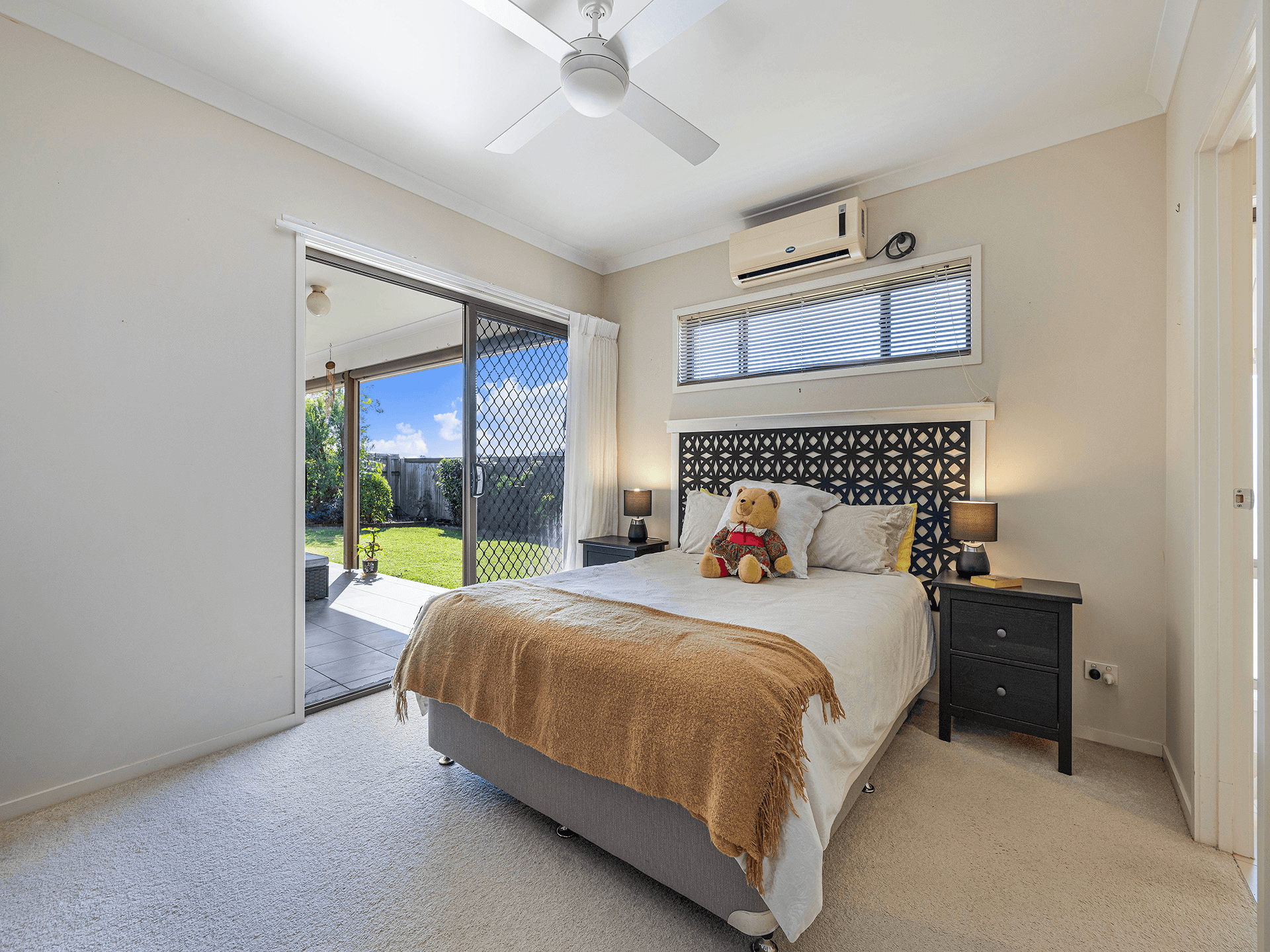 9 Leeside Street, LITTLE MOUNTAIN, QLD 4551