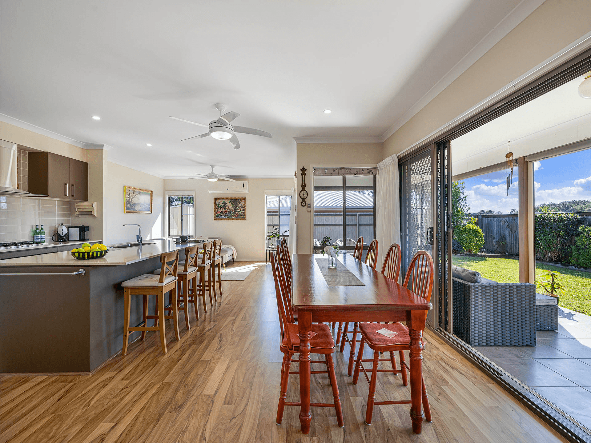 9 Leeside Street, LITTLE MOUNTAIN, QLD 4551