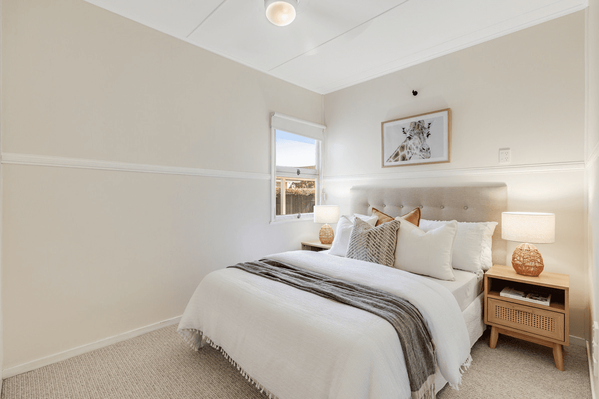 16 Roessler Street, Rangeville, QLD 4350