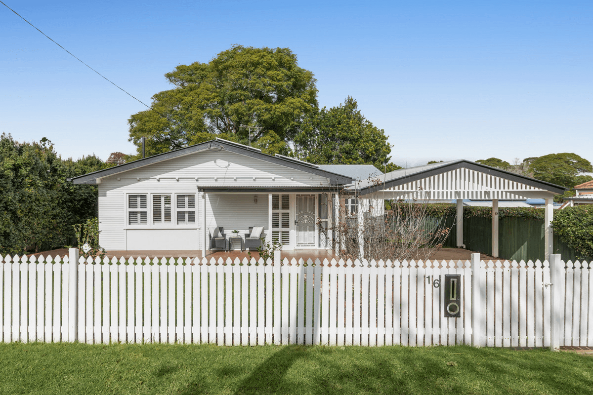 16 Roessler Street, Rangeville, QLD 4350