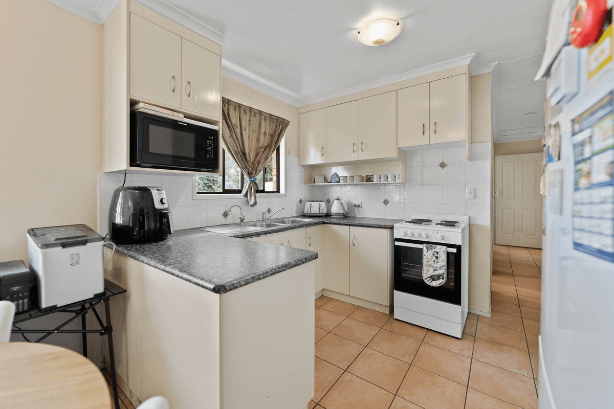 371 Greenwattle Street, Wilsonton, QLD 4350