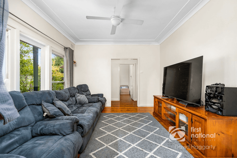 2 Middleton Drive, EAST MAITLAND, NSW 2323