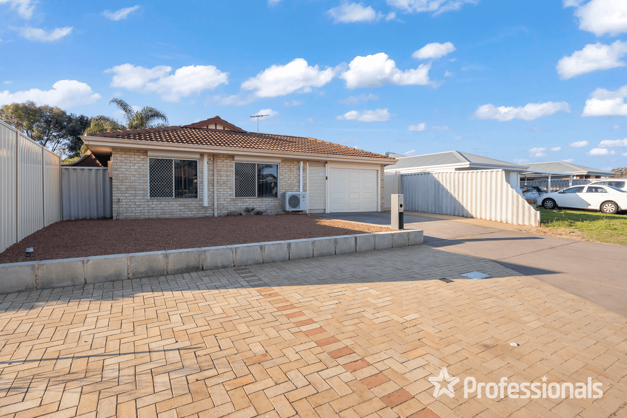 7 Wessells Elbow, BALLAJURA, WA 6066