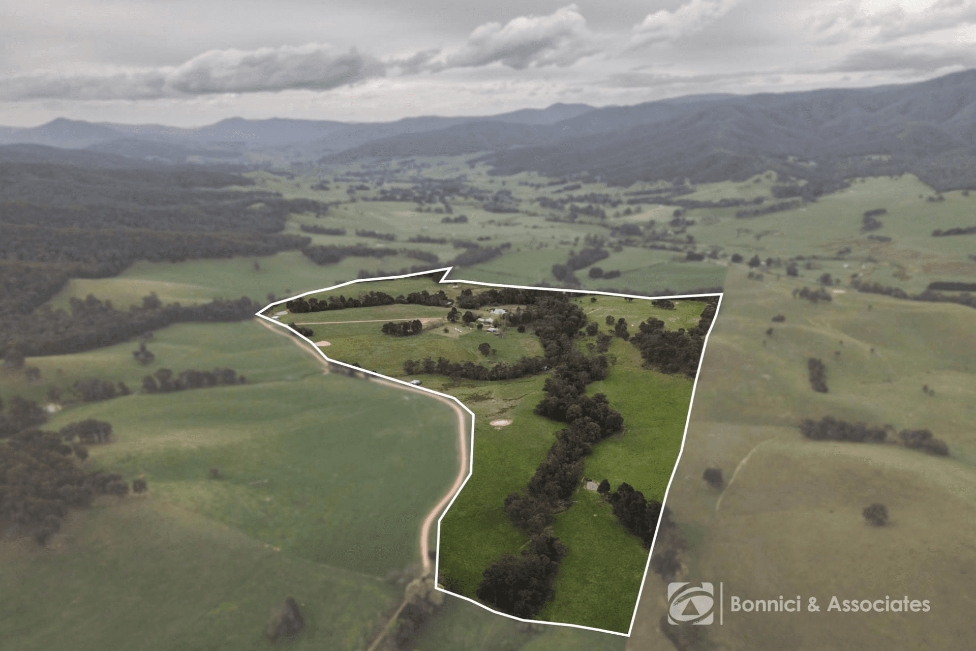 149 Waterfall Creek Road, Tallangatta Valley, VIC 3701