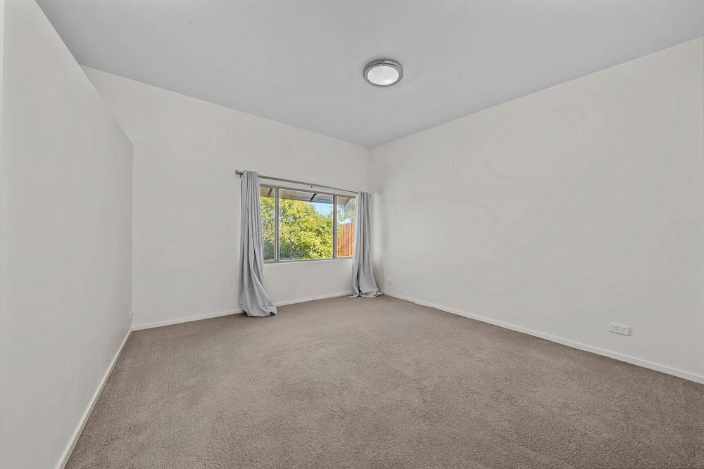 11 Fifth Avenue, DODGES FERRY, TAS 7173