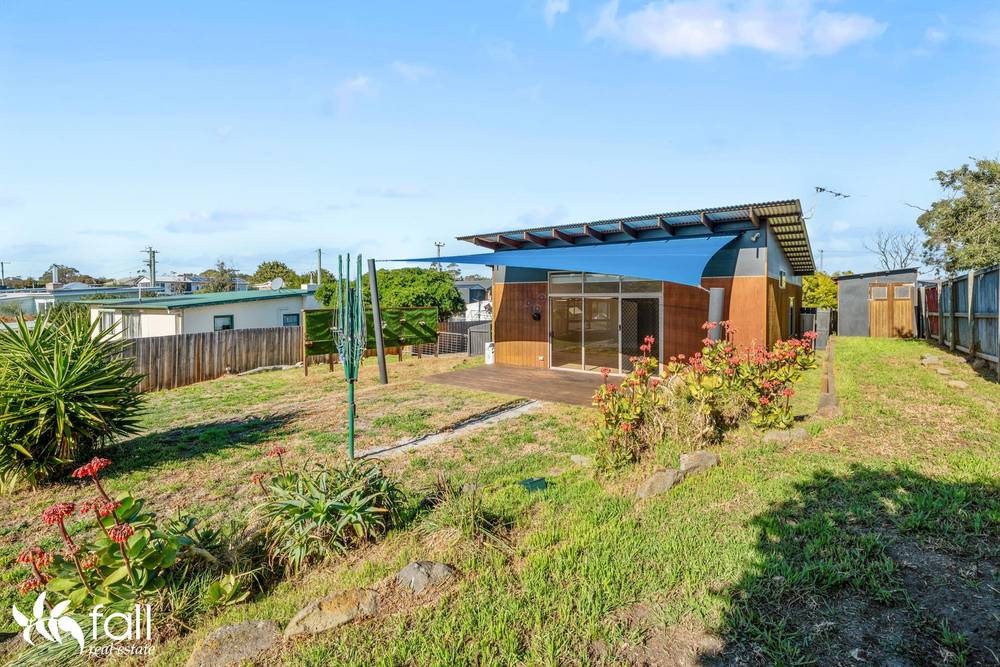 11 Fifth Avenue, DODGES FERRY, TAS 7173