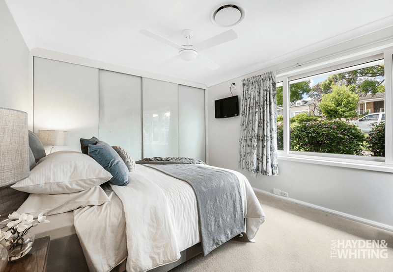 8 Bonnefin Place, CASTLE HILL, NSW 2154