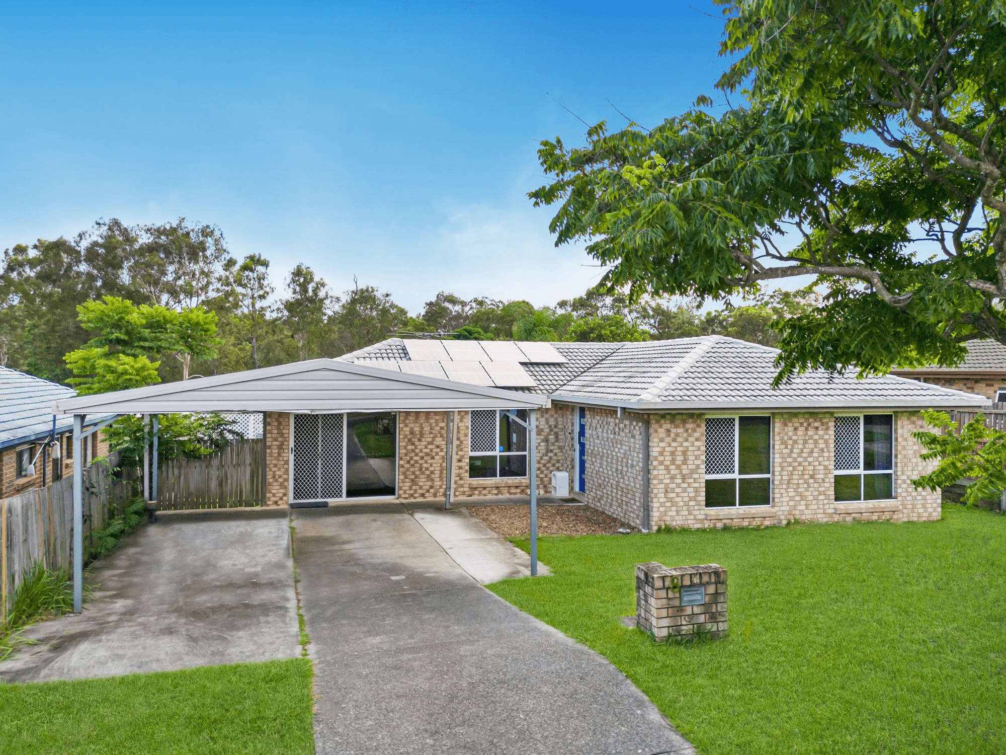 8 Lutton Court, BORONIA HEIGHTS, QLD 4124